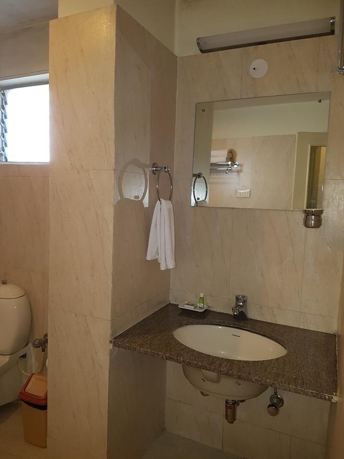 Trinity Suits Bangalore Exterior photo